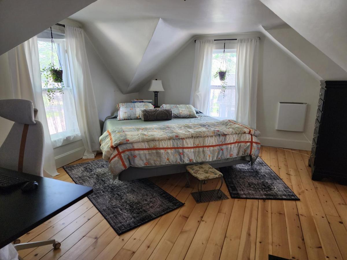 The Landerholm Bed And Breakfast ウィスコンシン・ラピッズ エクステリア 写真